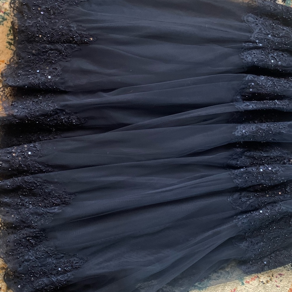 Prom/ Ball dress - Picture 5 of 7